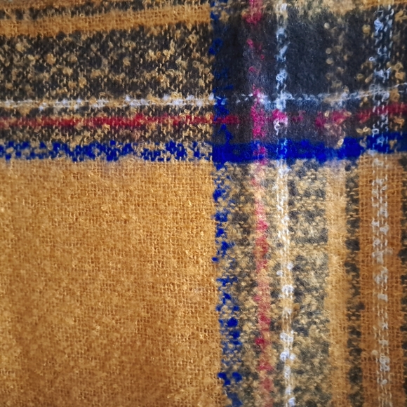 Blanket Scarf - Picture 6 of 10
